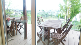 ユニテハウス芸科大前展示場_ウッドデッキ